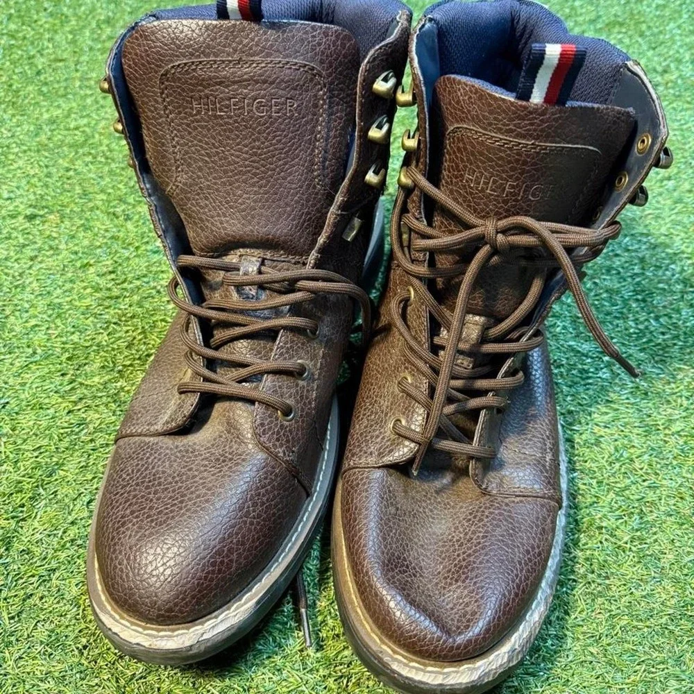 Tommy Hilfiger brown leather lace-up boots with pebbled texture