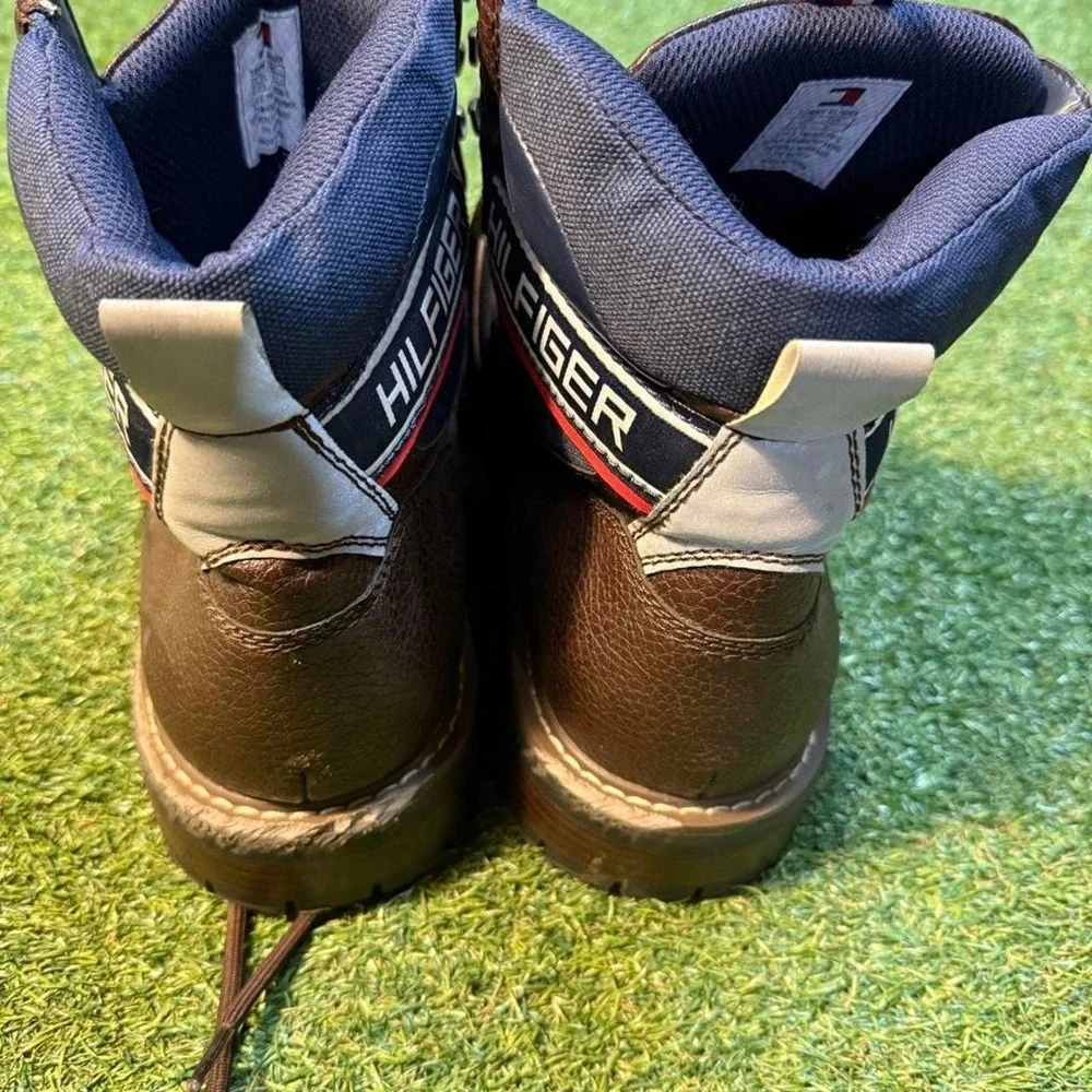 Tommy Hilfiger brown leather lace-up boots with pebbled texture
