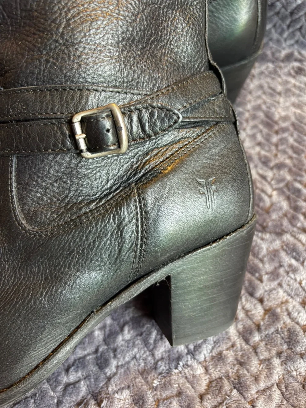 Frye jackie rivet