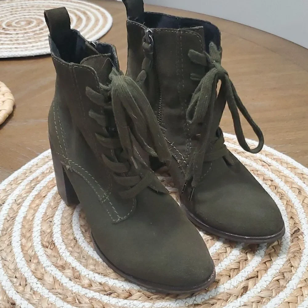 Splendid leather lace front booties- Army green, size 7