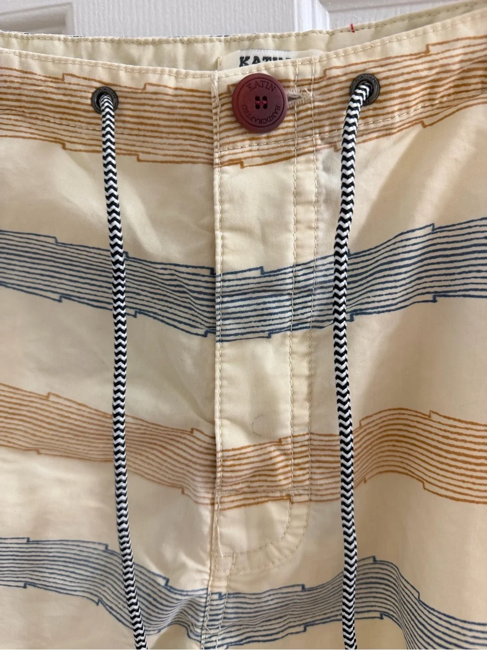 Katin light yellow
