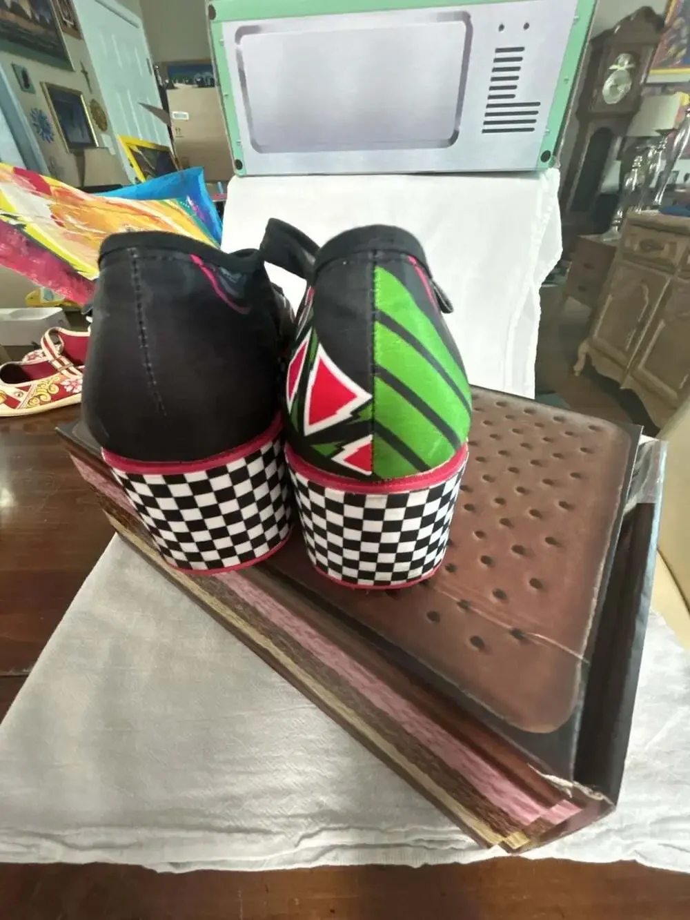 Hot Chocolate Design Chocolaticas 1980 Women's Platform Mary Jane Shoes SZ 9
