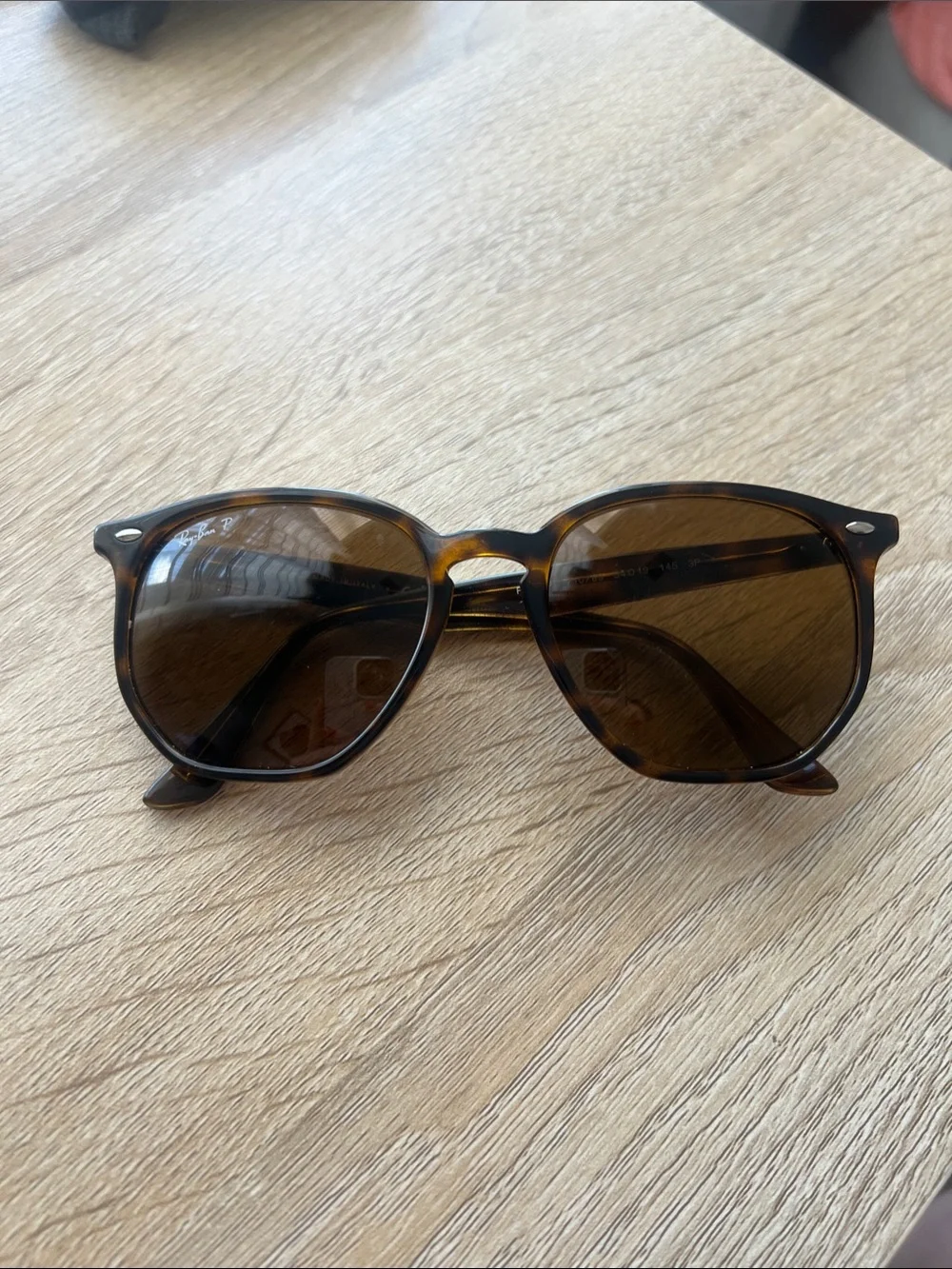 Women’s Tortoiseshell Sunglasses - Brown Lenses