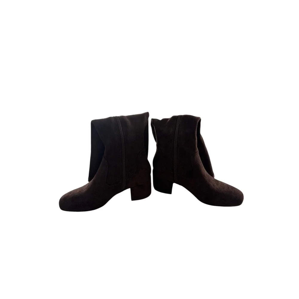 Kenneth Cole stylish versatile