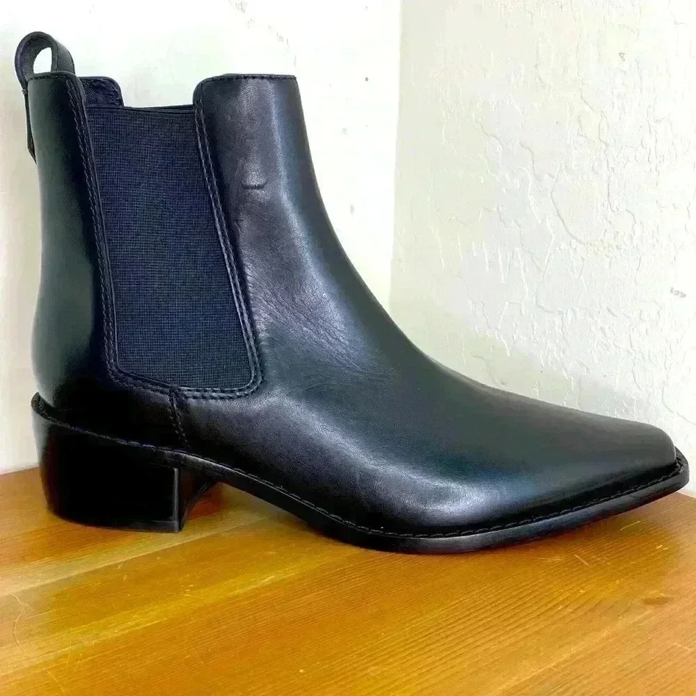 NEW Tory Burch Chelsea Pull On Black Leather Ankle Boots Women’s Size 7 1/2