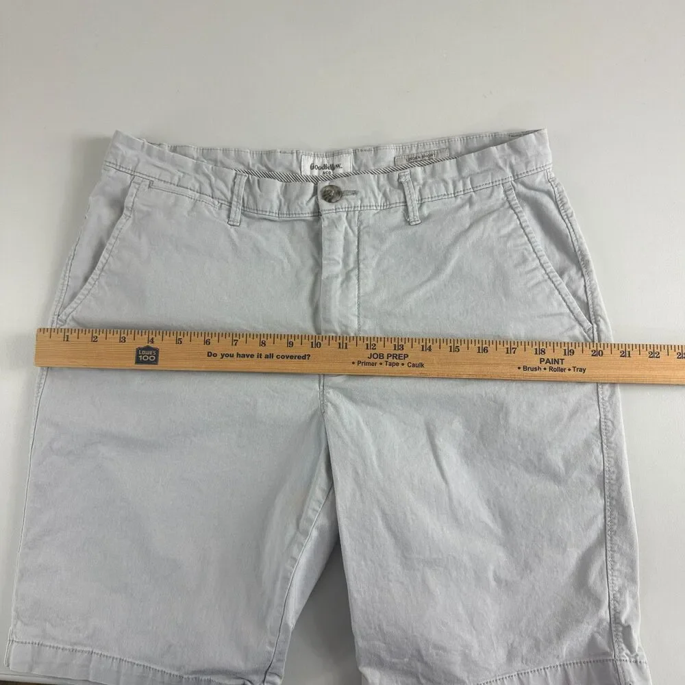 Goodfellow & Co Linden Shorts Men's 32 Gray Chino Stretch Flat Front