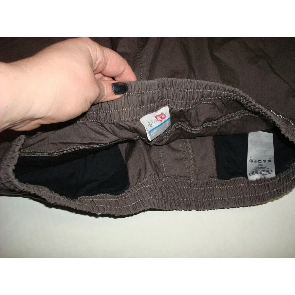 Columbia color brown