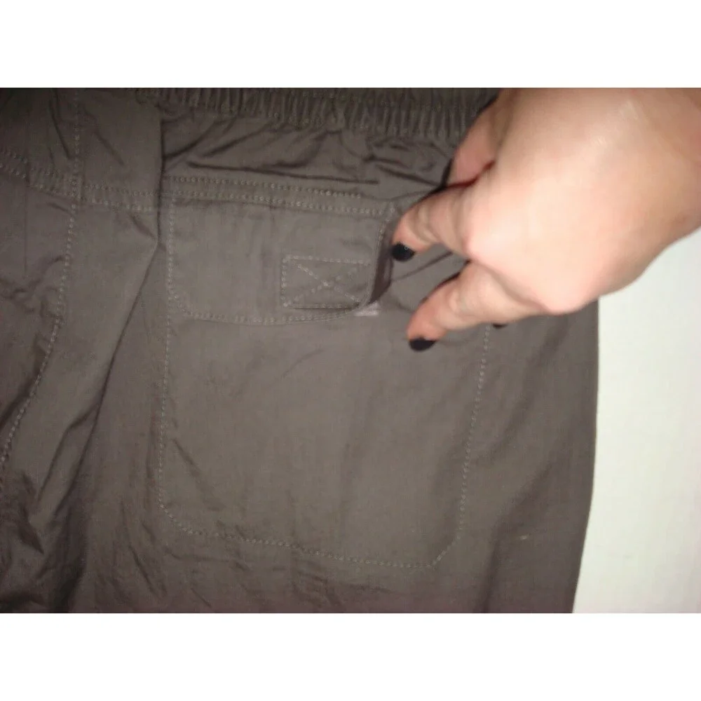 Columbia color brown