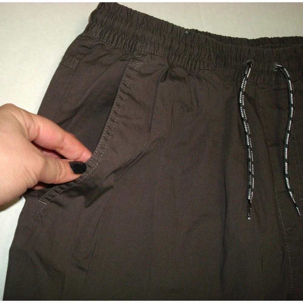 Columbia color brown