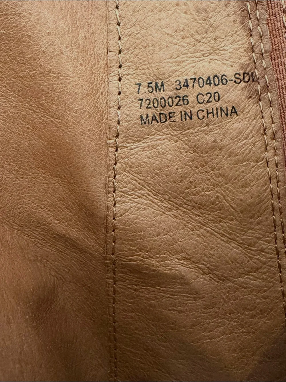 Frye saddle color