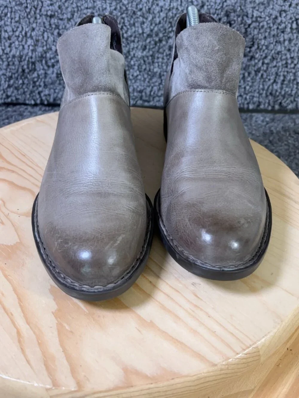 Born boots karava