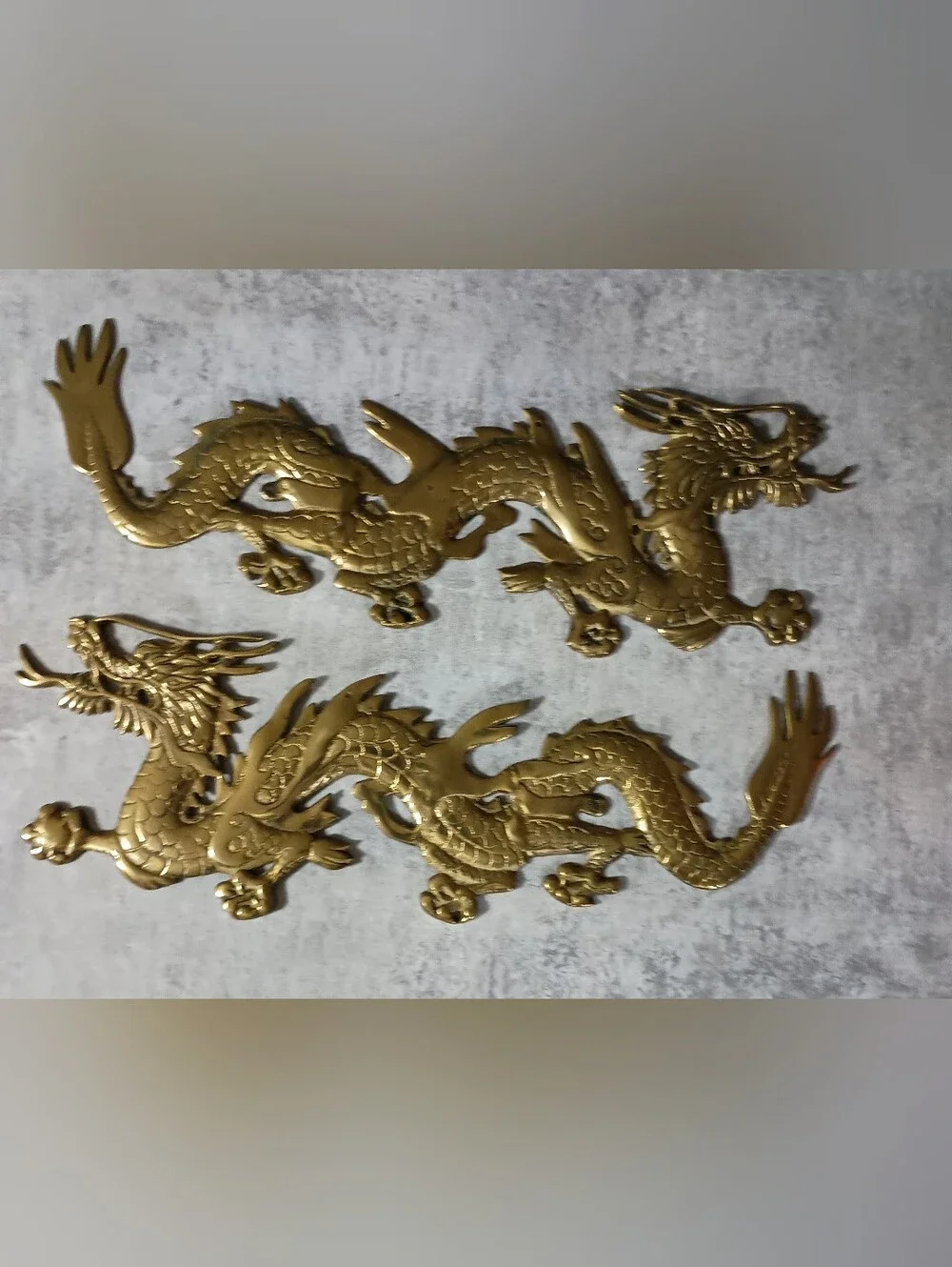N/A elegant gold