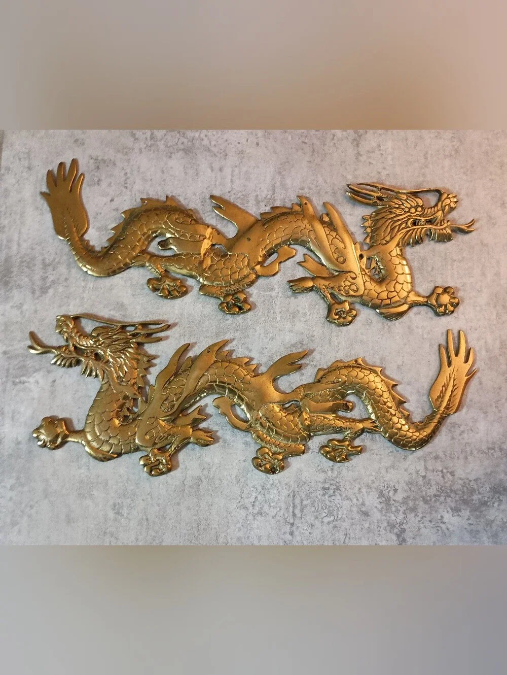 N/A elegant gold