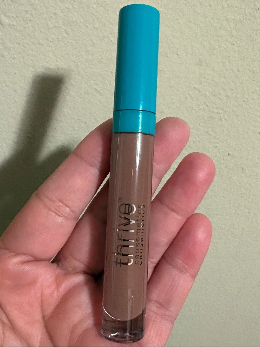 Thrive Causemetics Lip Plumping Peptide Gloss —Kackie —Mocha Brand New