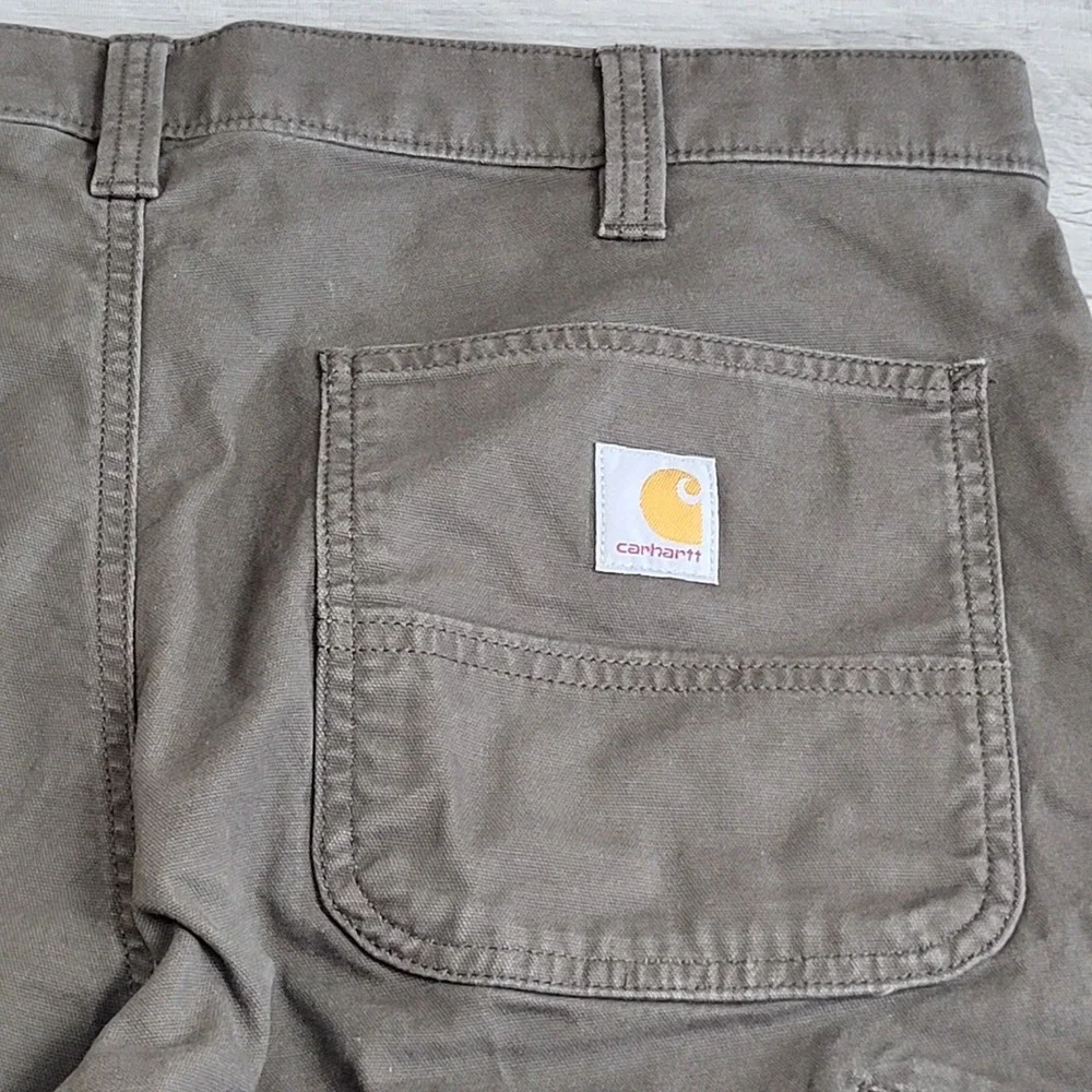 Carhartt Shorts Men 34 (36x10) Relaxed Fit Olive Green Canvas Workwear NWOT