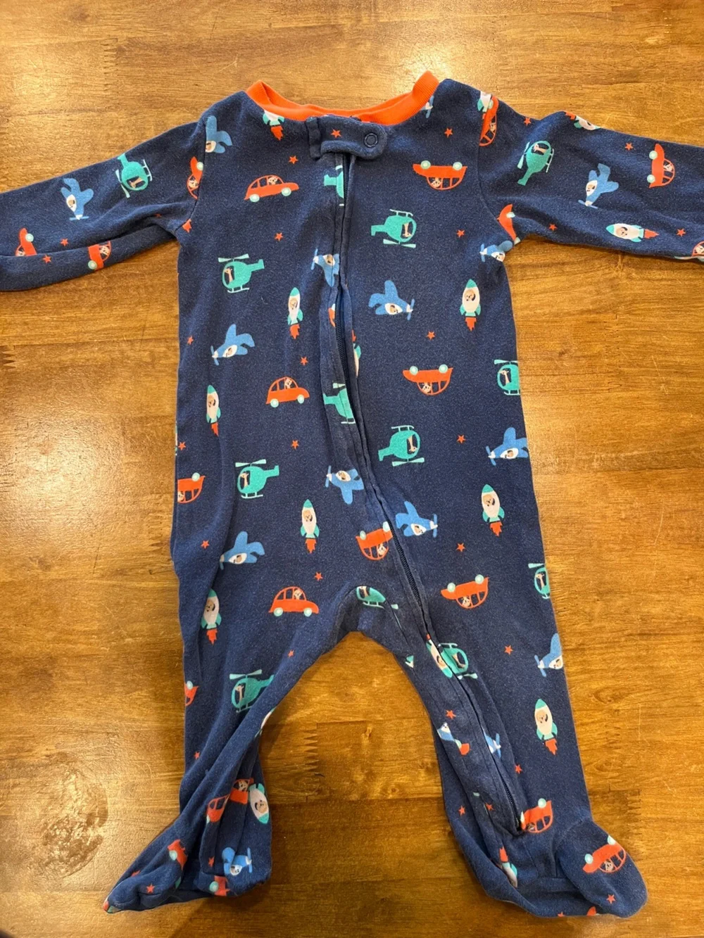 3 Carter’s Footie Pajamas 6-9 Months