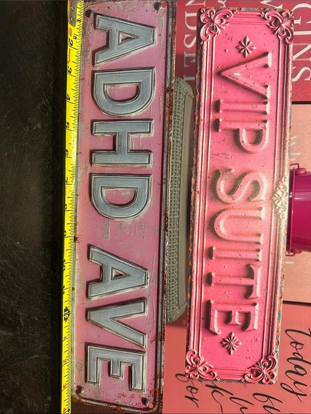 N/A vibrant pink