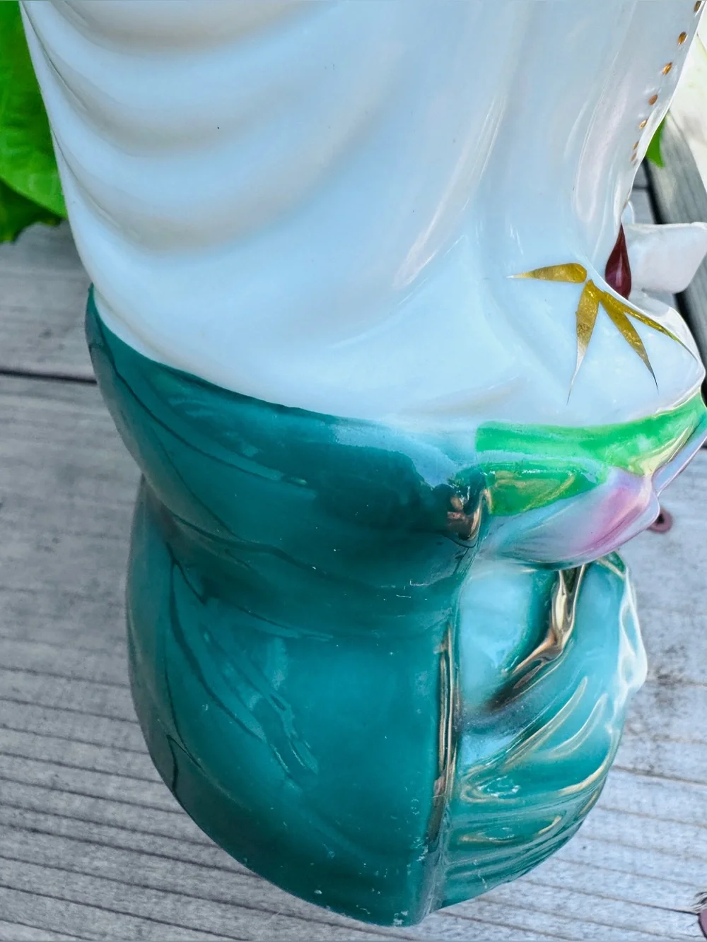 Vintage graceful porcelain
