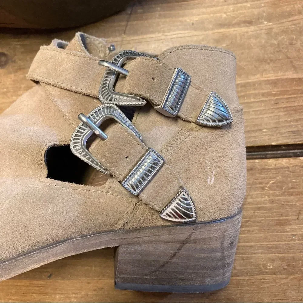 Frye ray shootie