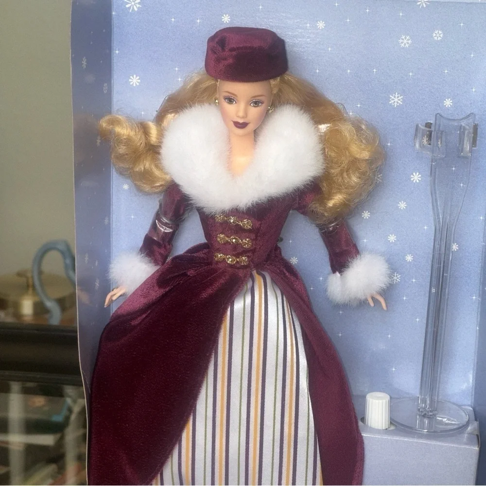 Barbie Victorian Ice Skater Special Edition  Mounts on Music Box & Rotates