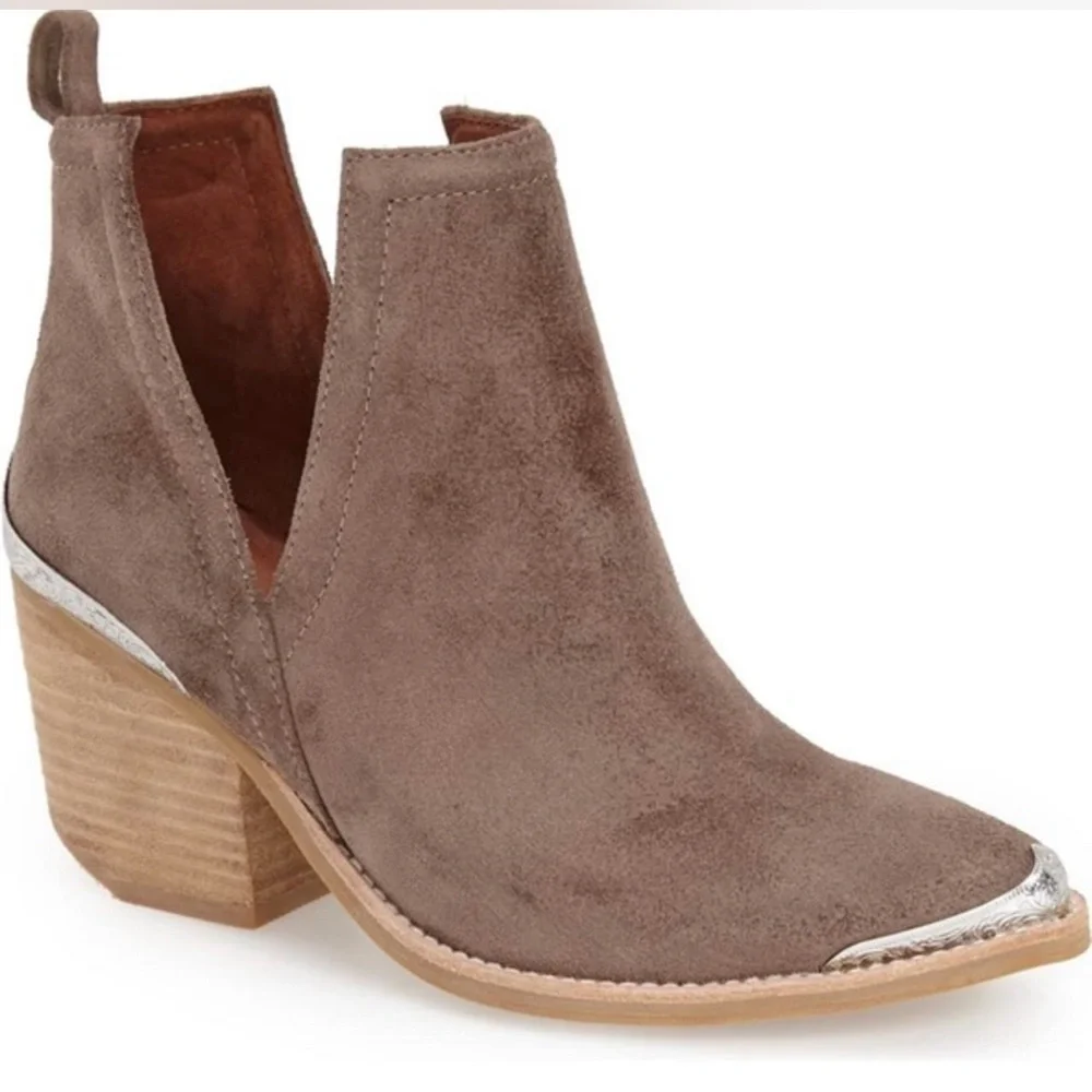 JEFFREY CAMPBELL CROMWELL SLIT TAUPE BOOTIES 7.5