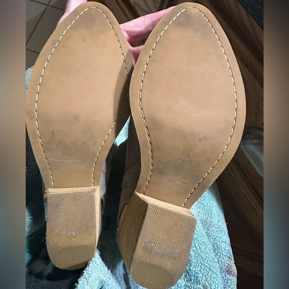 JEFFREY CAMPBELL CROMWELL SLIT TAUPE BOOTIES 7.5