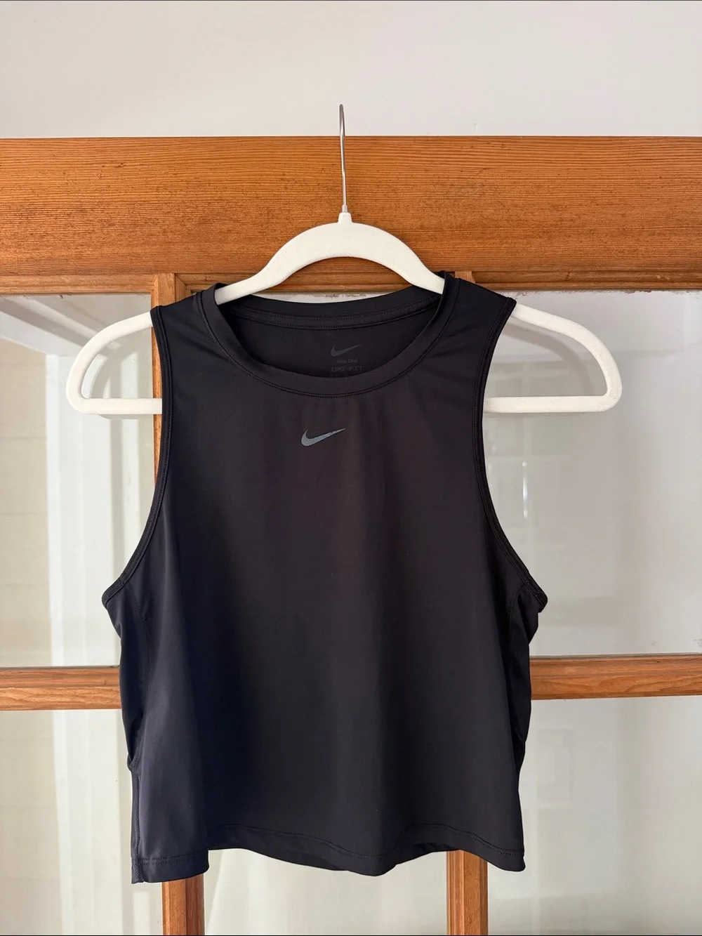 Nike sleeveless cropped