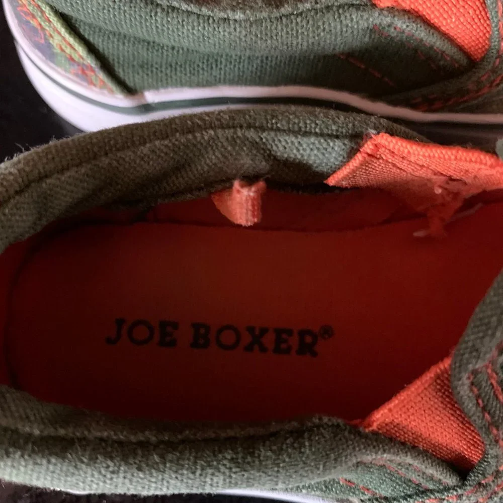 Joe Boxer Dinosaur Slip on Toddler Boy Size 5