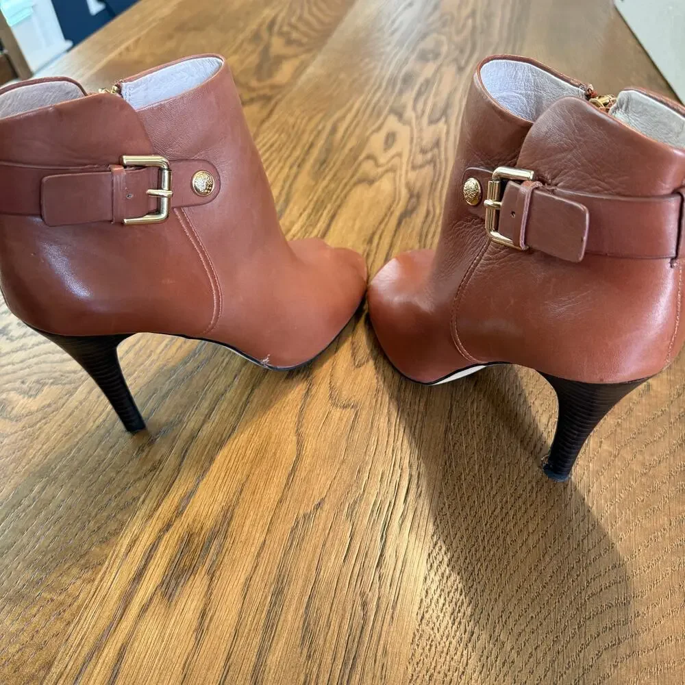 Vince Camuto vince camuto
