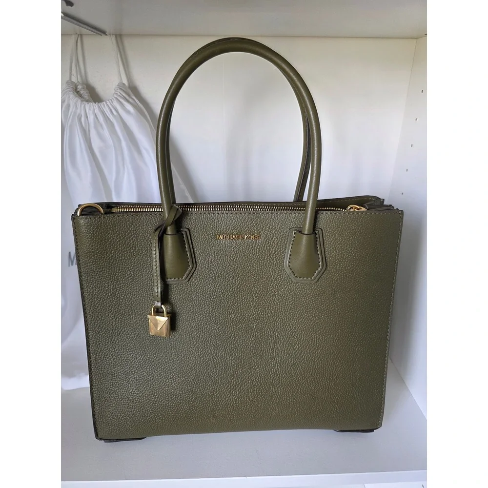 Michael Kors‎ Mercer Tote Women Large Olive Green Leather Accordion Bag