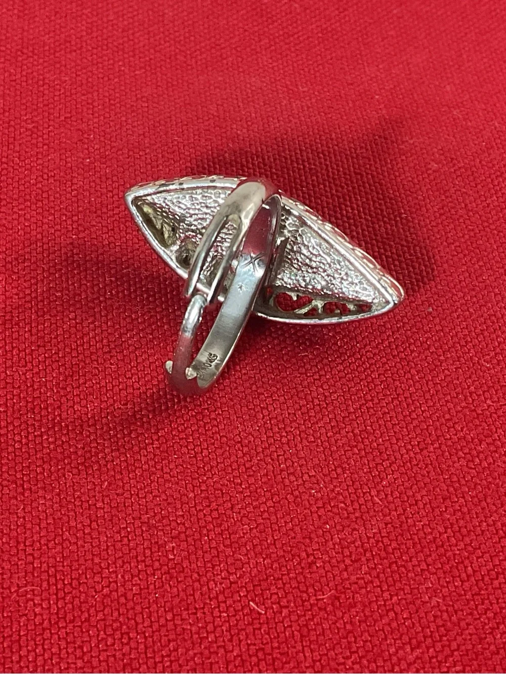 Vintage Emmons Black Marquise Cabochon Rhinestone Adjustable Ring Silver Tone Co