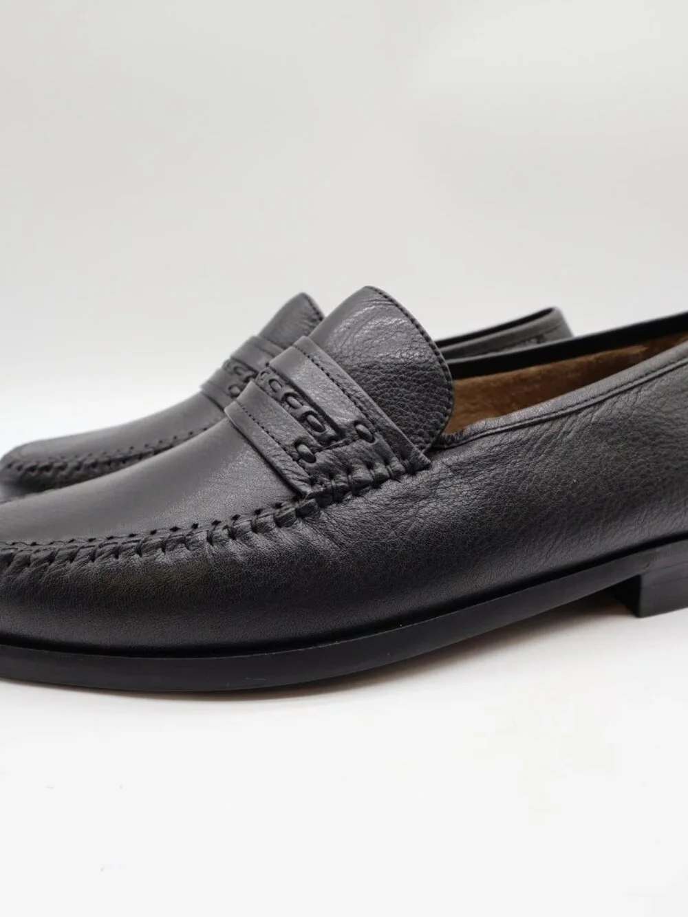 Nunn Bush moc follow more