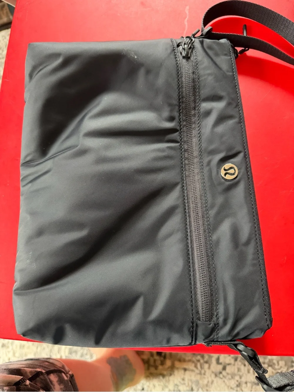 lululemon athletica sleek black