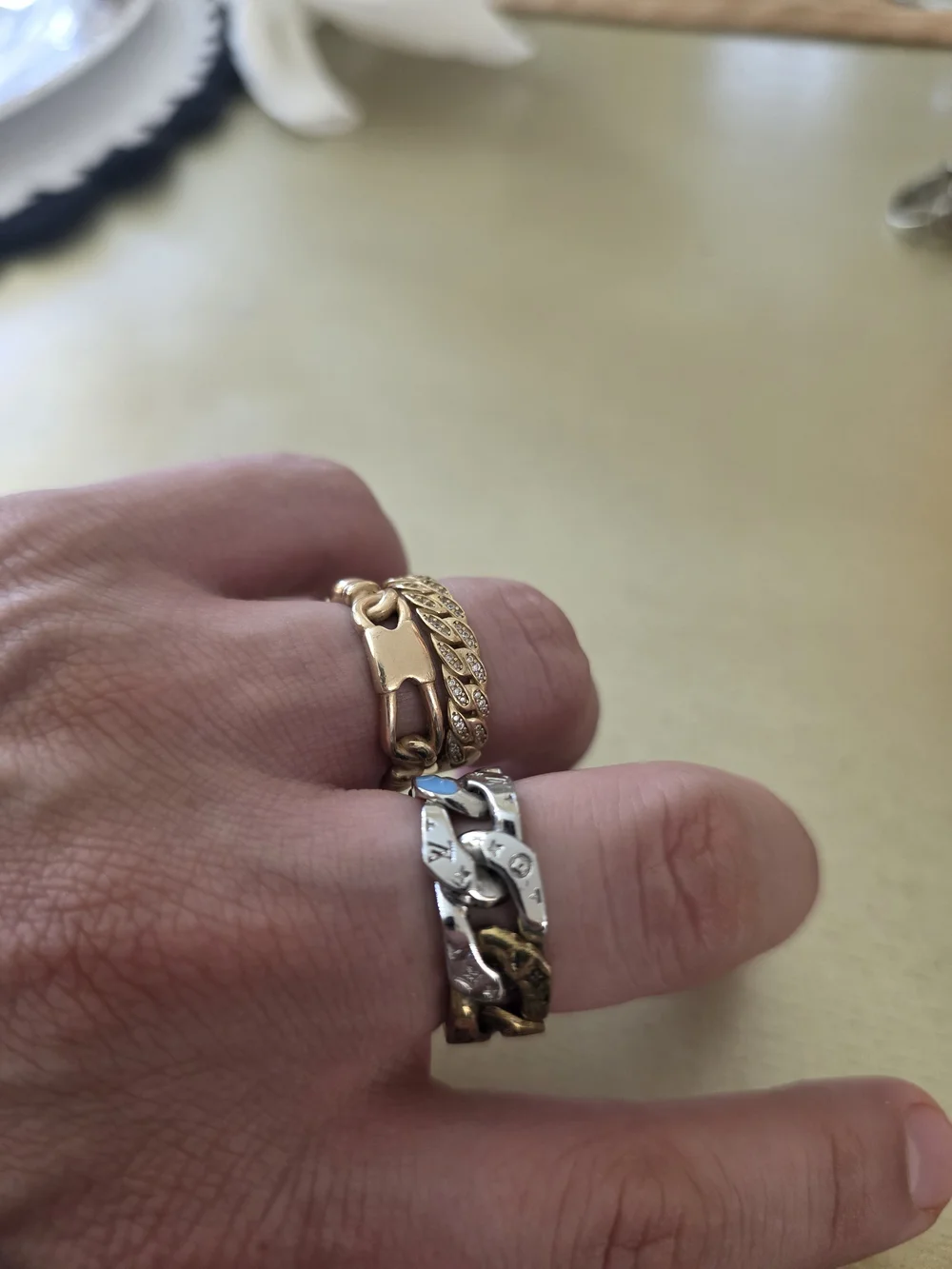 Ring size 10