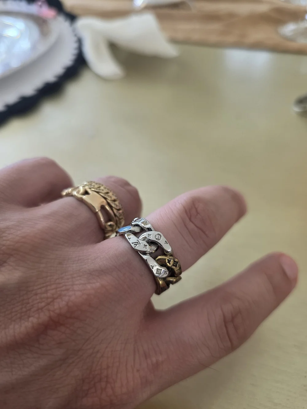 Ring size 10