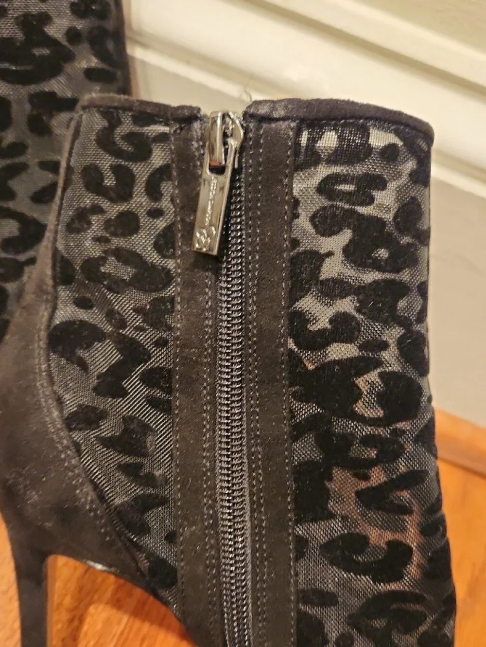 Jessica Simpson leopard stiletto