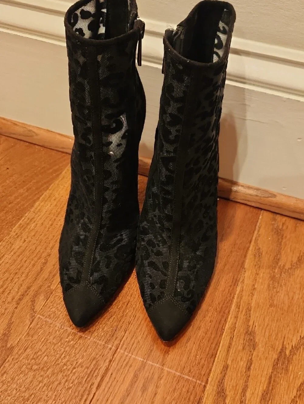 Jessica Simpson high stiletto