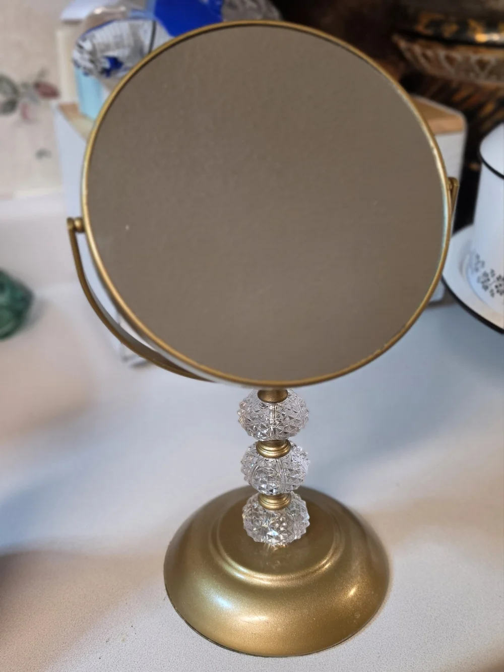 N/A elegant gold