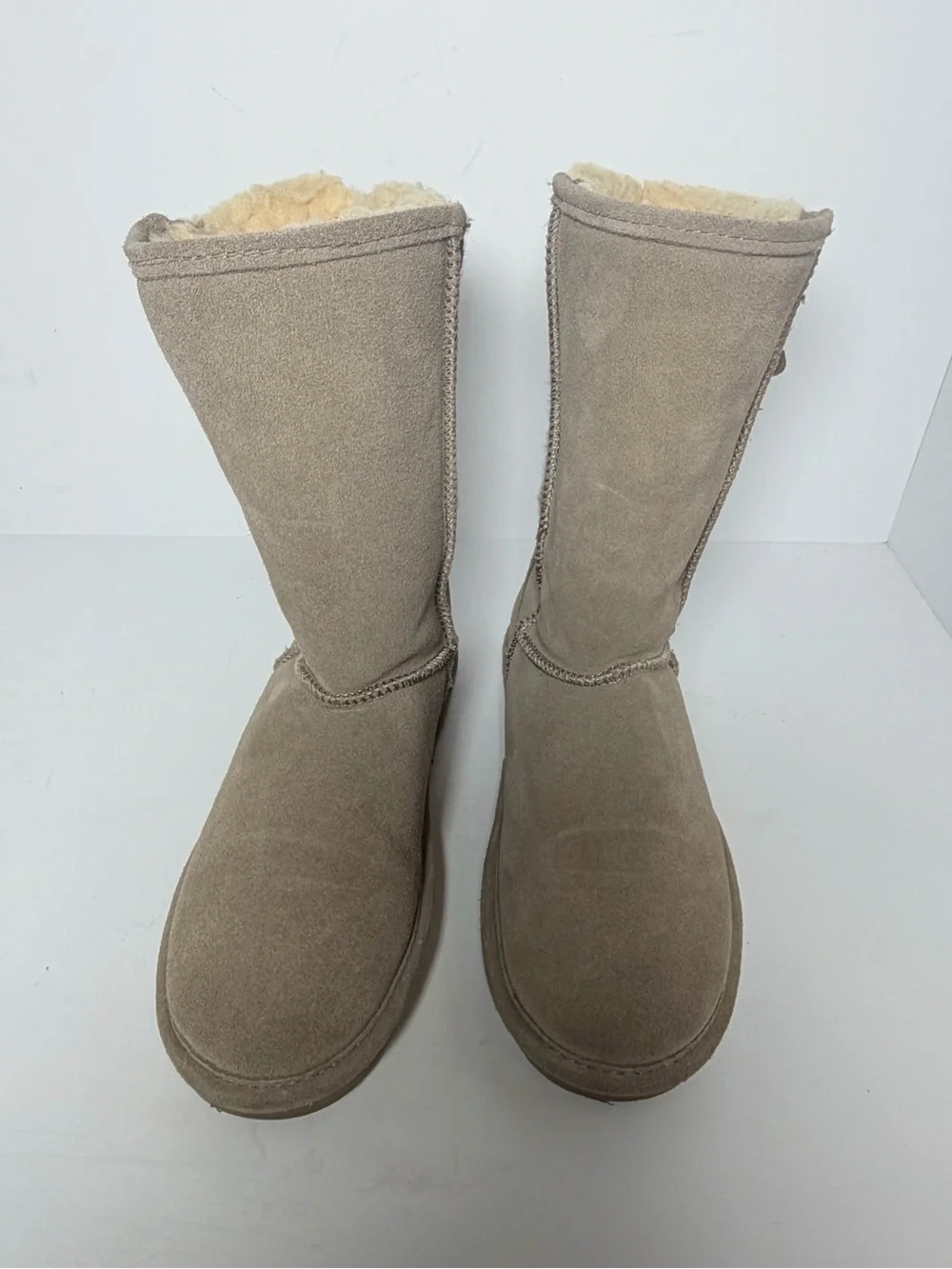 BearPaw stay cozy