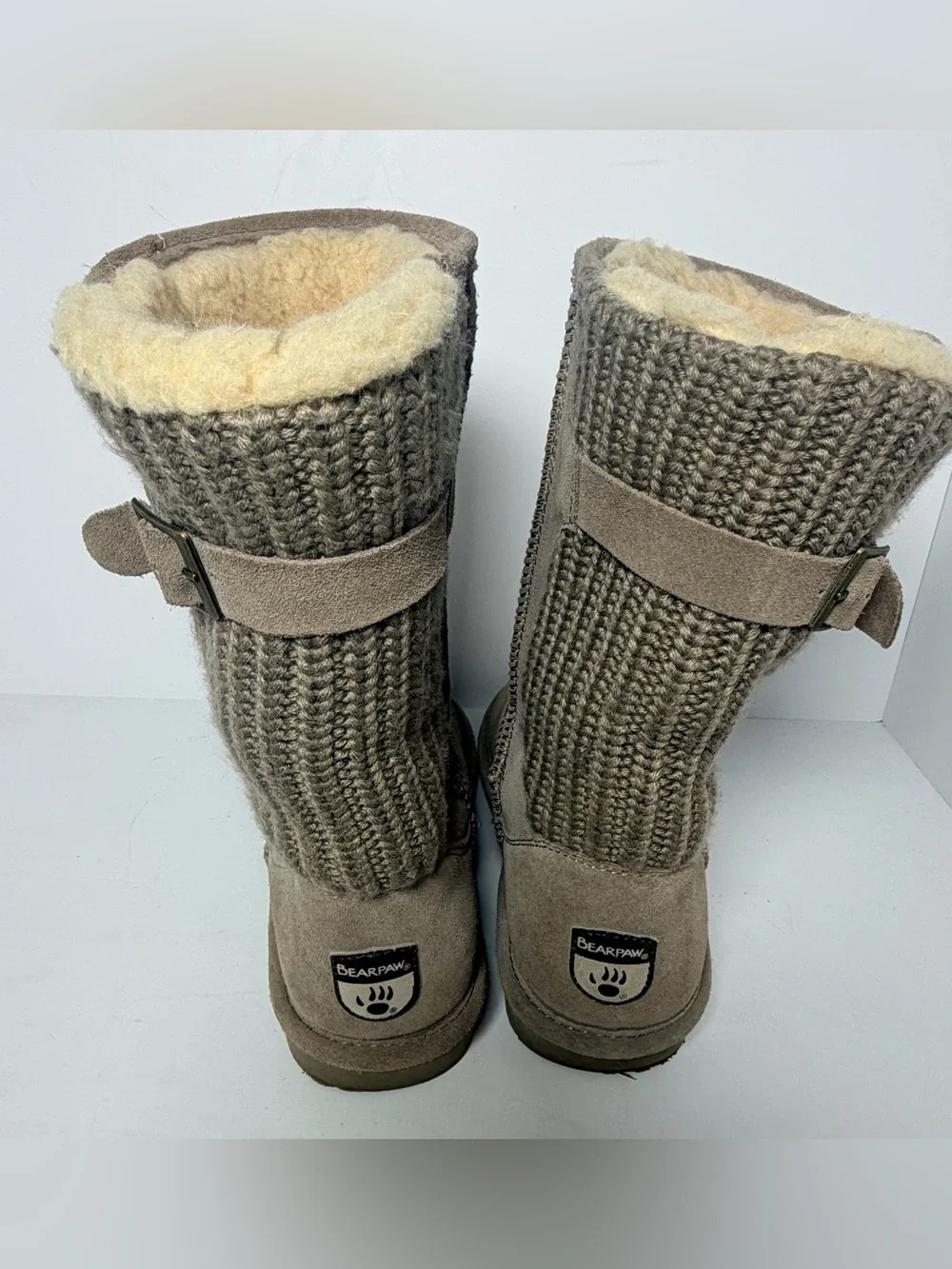 BearPaw stay cozy