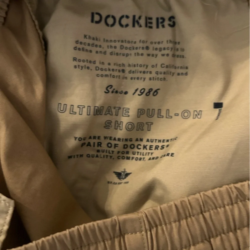 Dockers these classic occasion