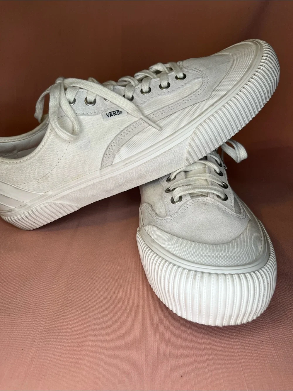 Vans Men's Cream Low-Top Sneakers