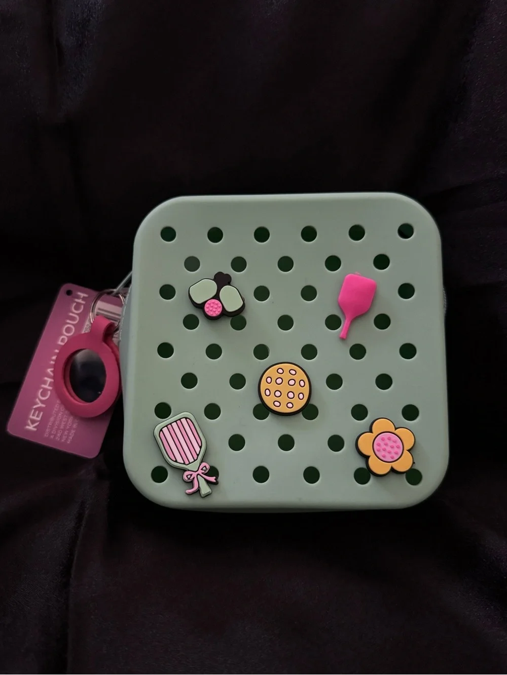 Amora bnwt mint