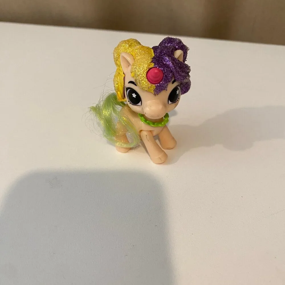 Zuru approx as collectible