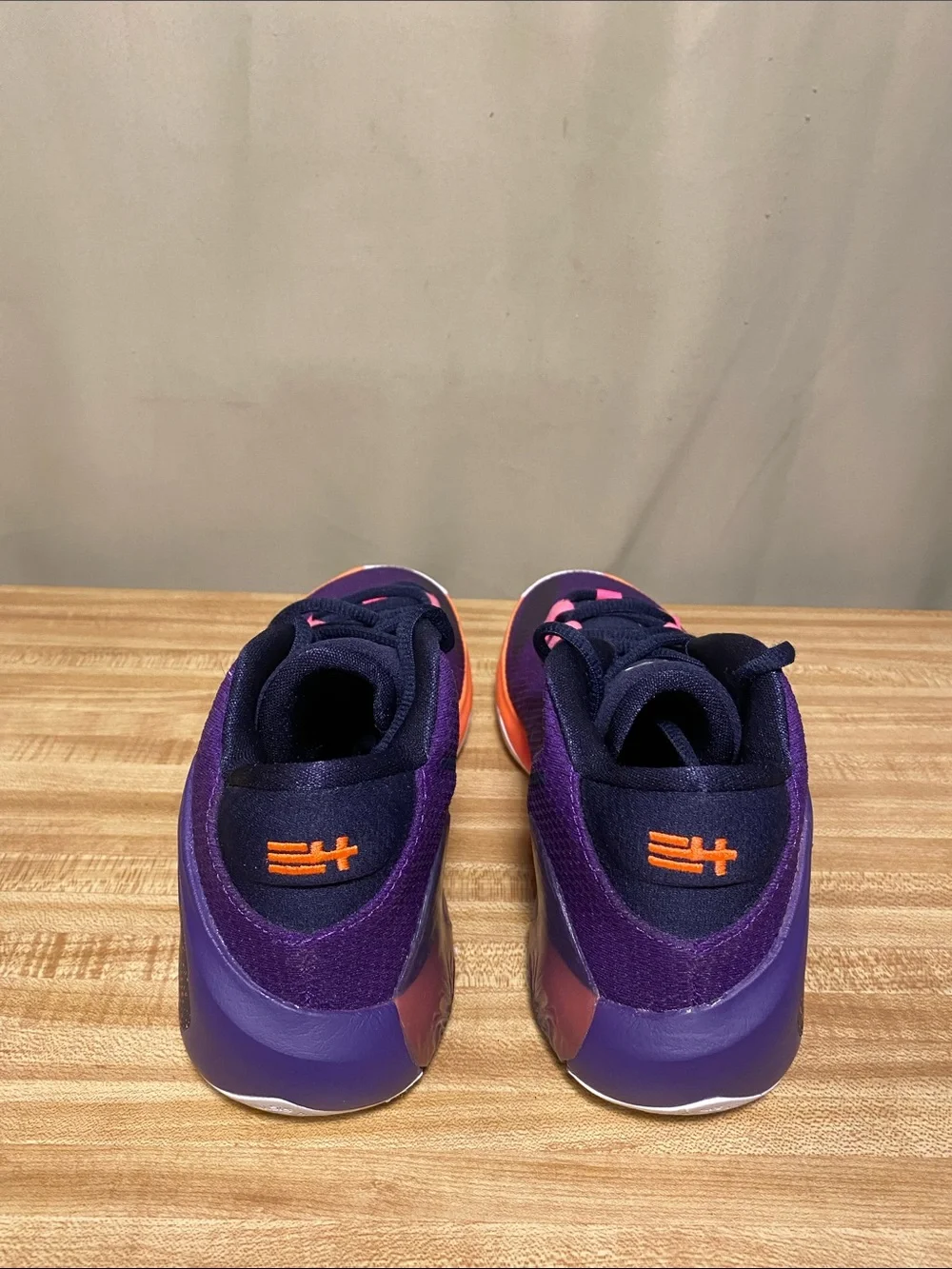 Nike no “gamer giannis