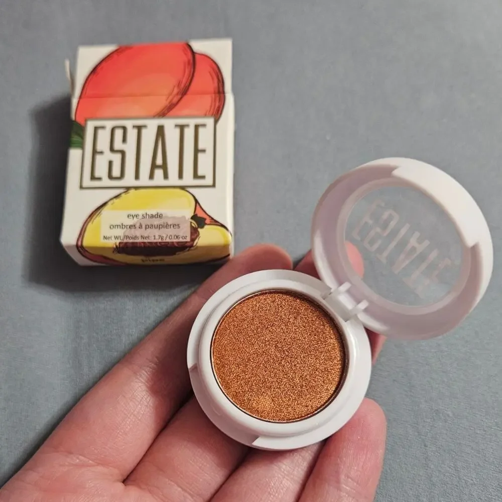 Estate beauty eyeshadow