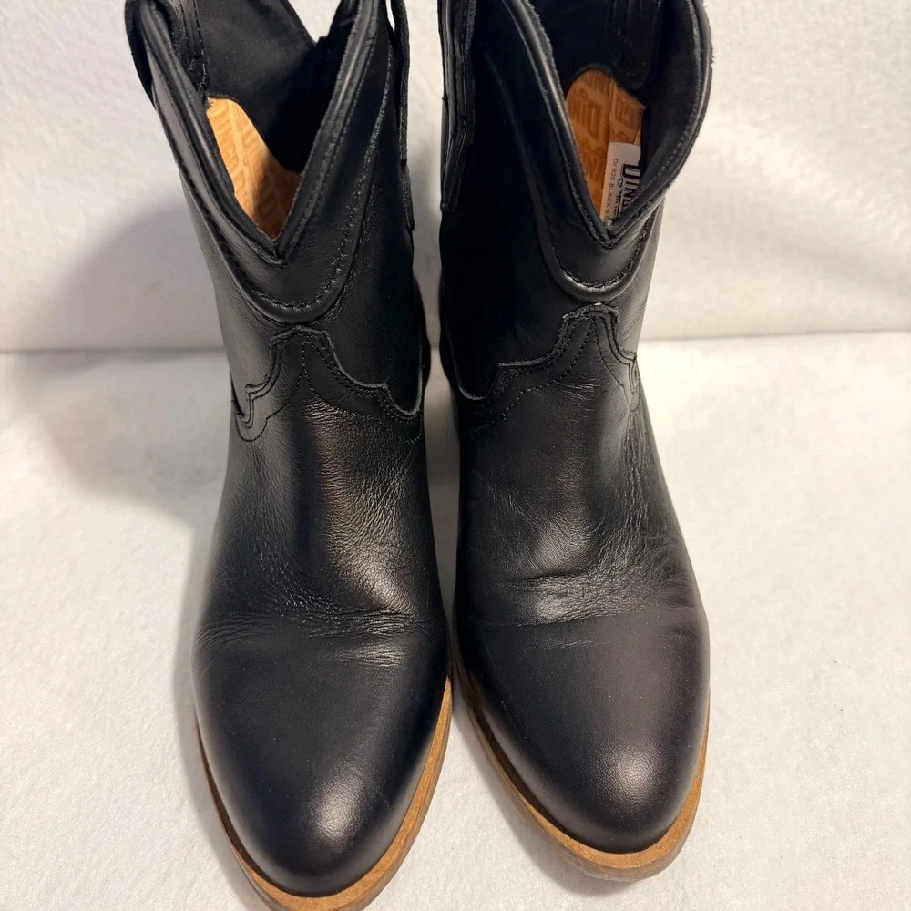 Dingo DI 825 Black Leather Western Ankle Boots Women 8.5M Pointed Toe Cowgirl
