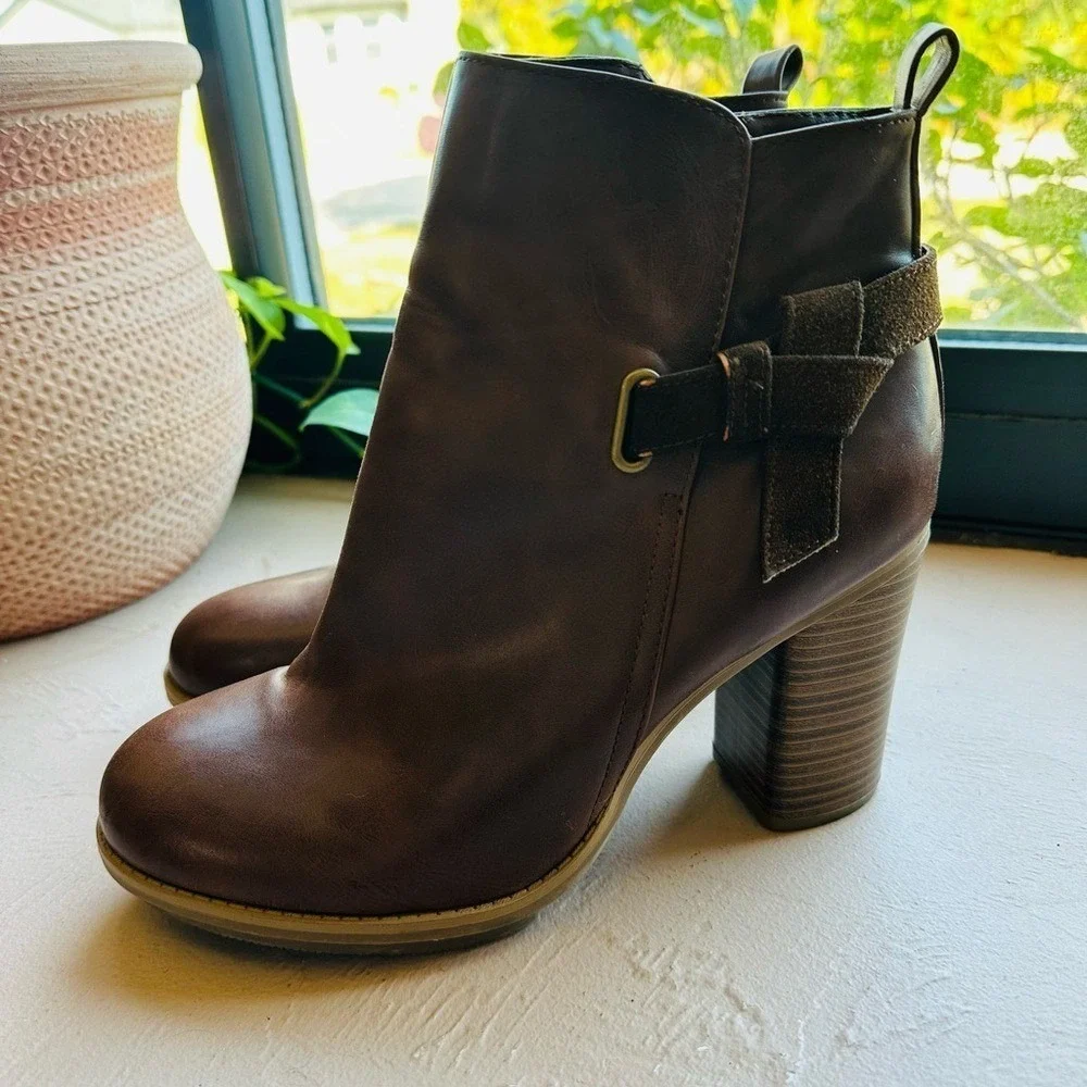 A+ Block Heels Booties Womens Faux Leather Ankle Boots Size 10