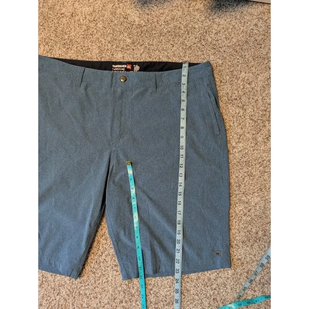QUIKSILVER AmphIbians Men's Shorts/swim shorts, Size 40; Dusty blue