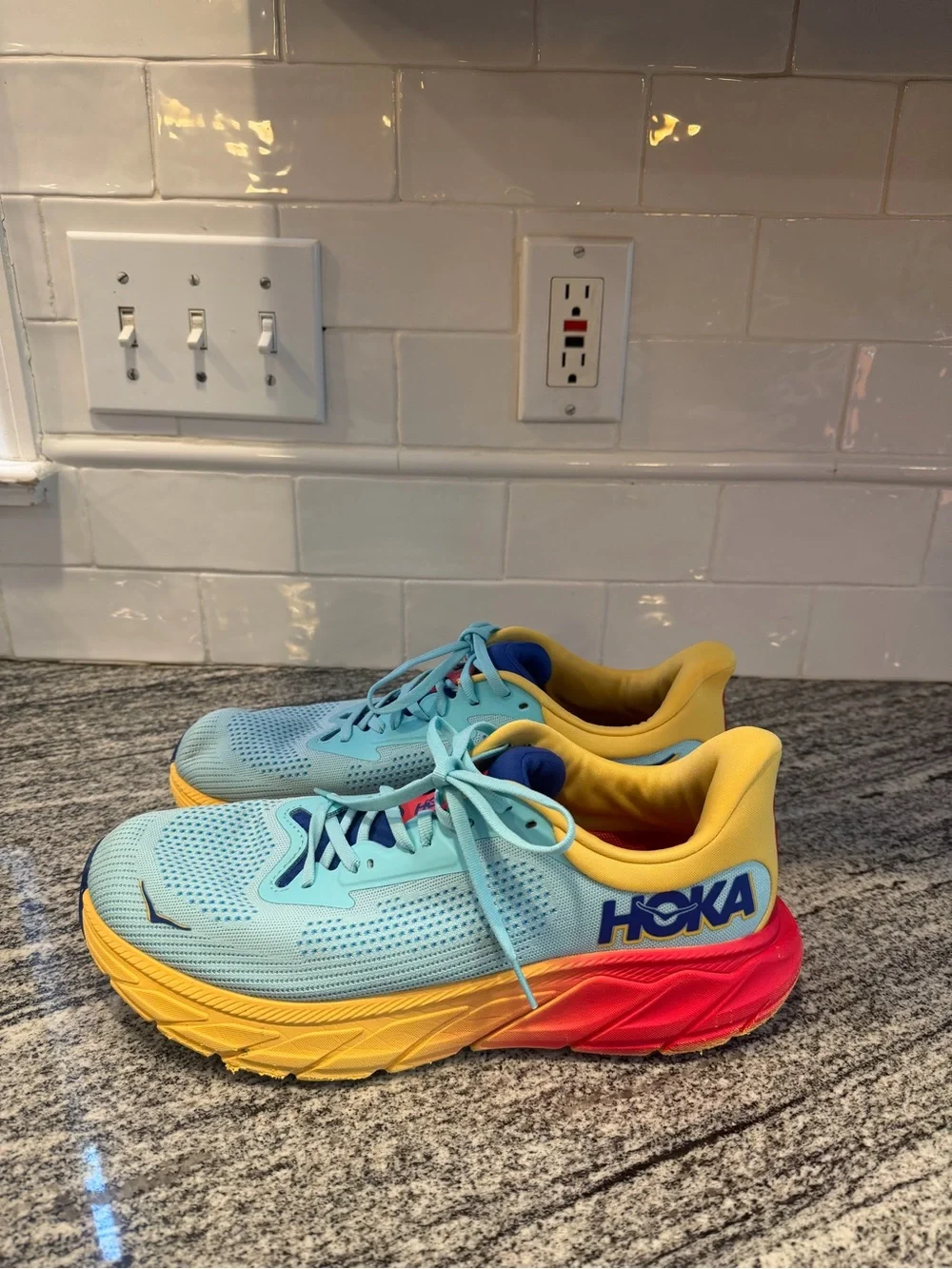 Men’s Hoka Arahi 7 Size 10.5